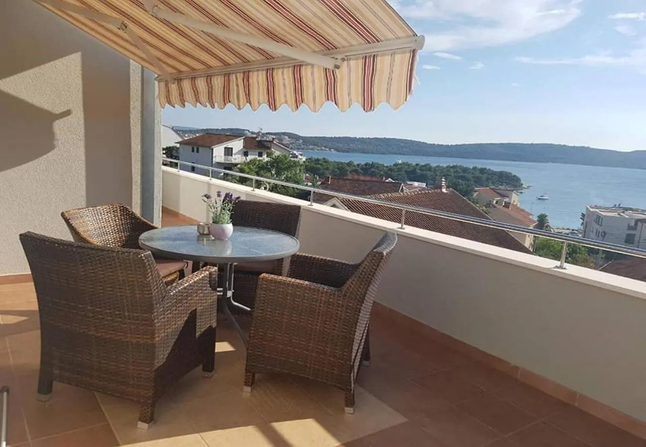 Apartments Javi - Free Private Parking contacts