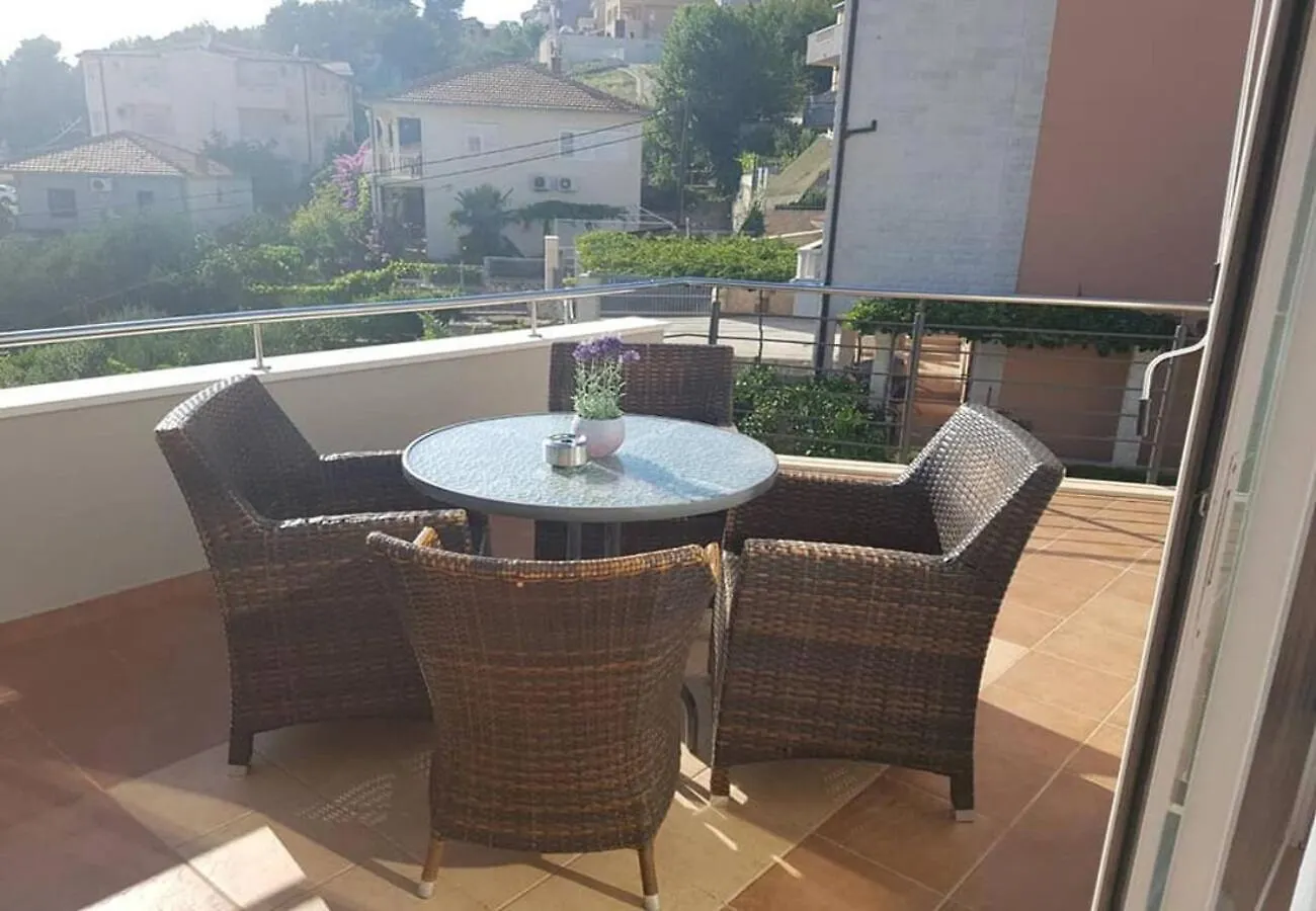 Apartments Javi - Free Private Parking Trogir