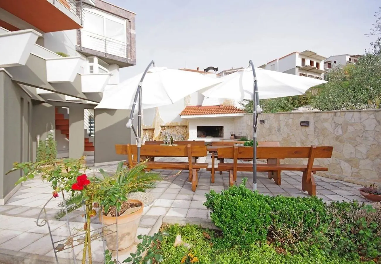 Apartments Javi - Free Private Parking Trogir