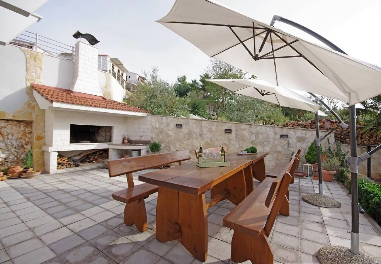 Apartments Javi - Free Private Parking Trogir 0*,  Croatia